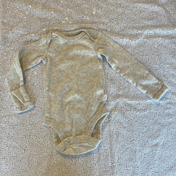 Little Planet Organic by Carter’s Onesie Set - Picture 4 of 6